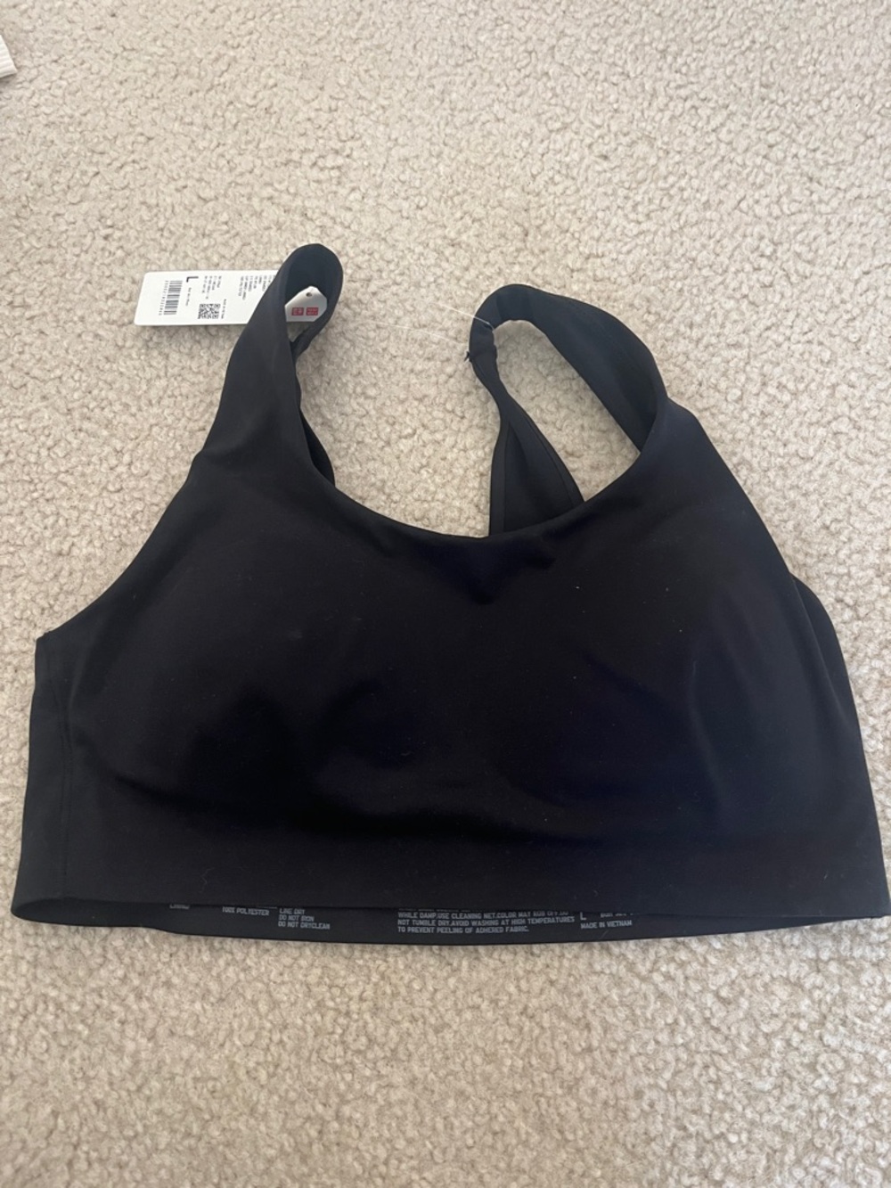 Uniqlo Black Seamless Wide-Strap Sports Bra